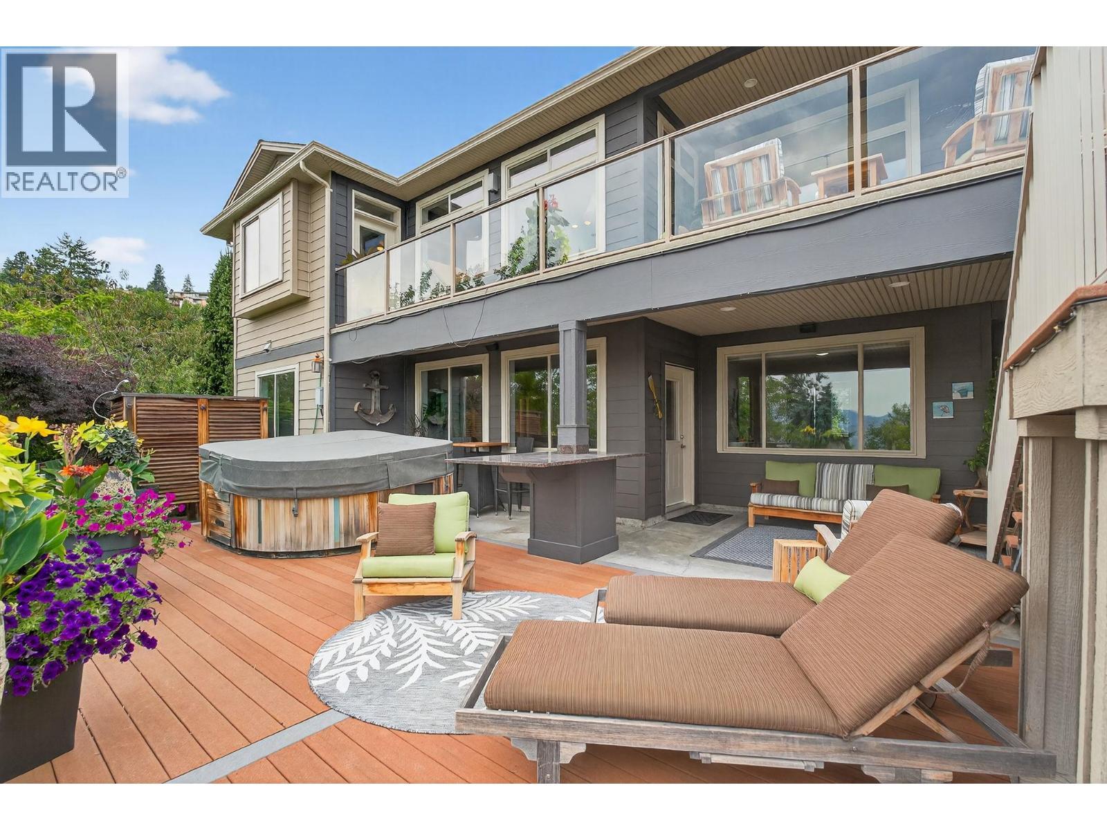 3751 Lornell Court, Peachland, BC - Outdoor With Deck Patio Veranda With Exterior