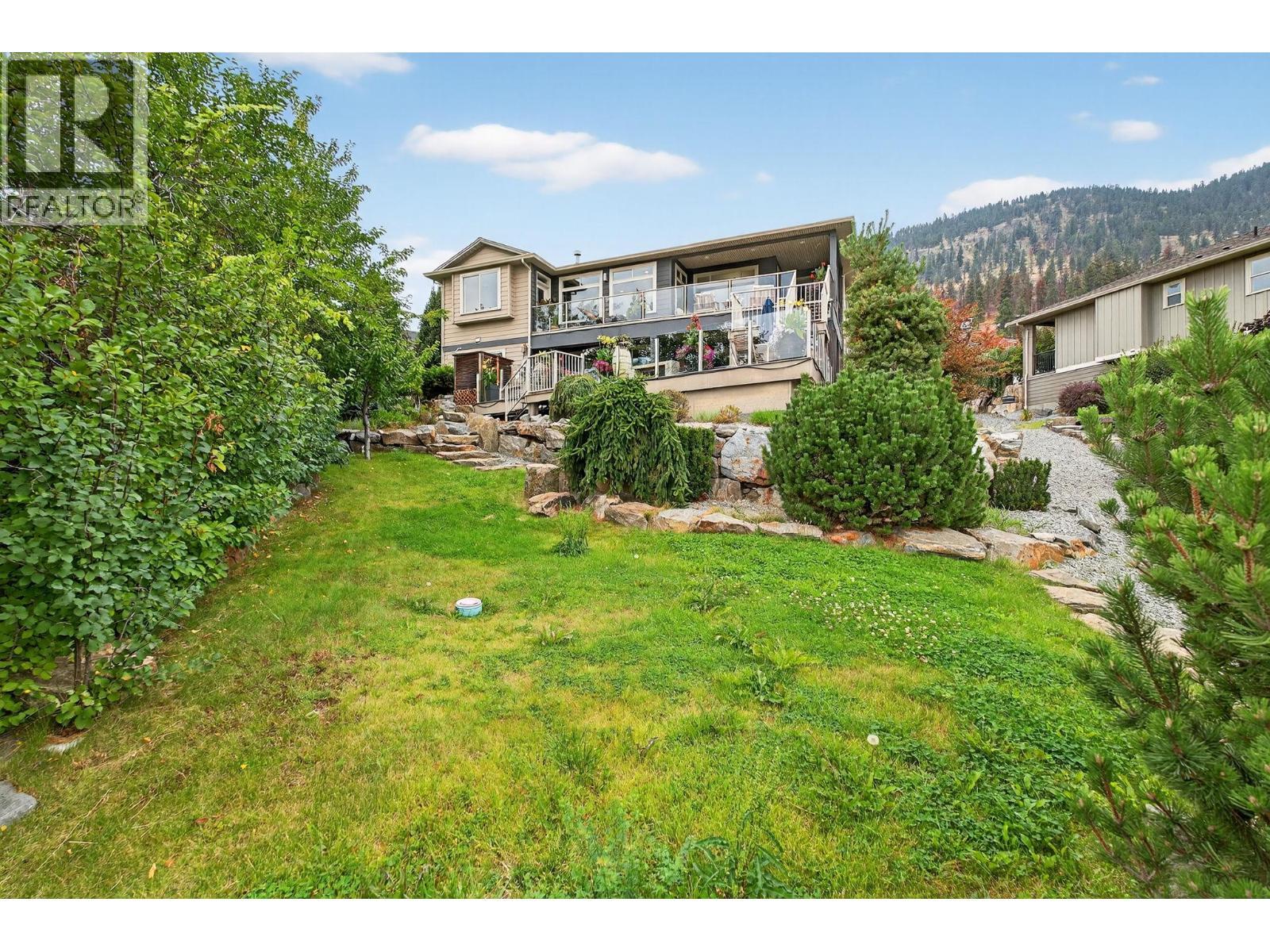 3751 Lornell Court, Peachland, BC - Outdoor