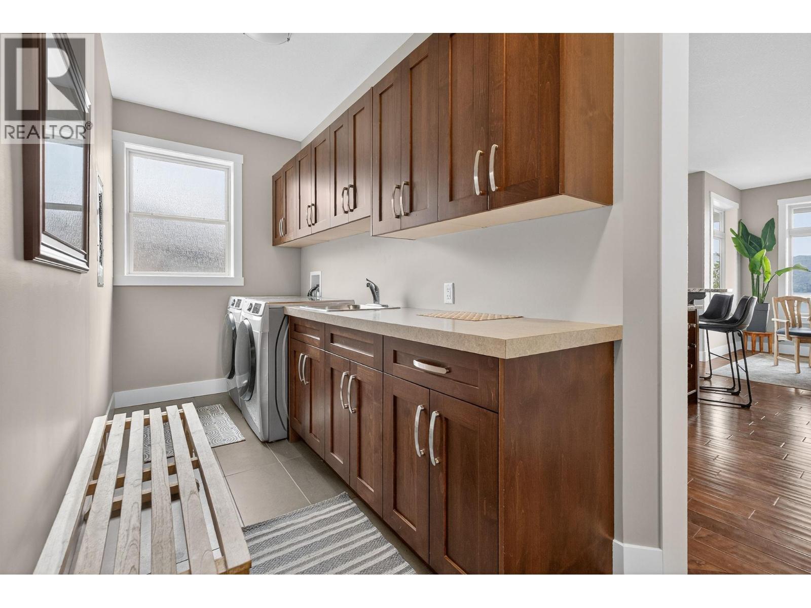 3751 Lornell Court, Peachland, BC - Indoor Photo Showing Laundry Room