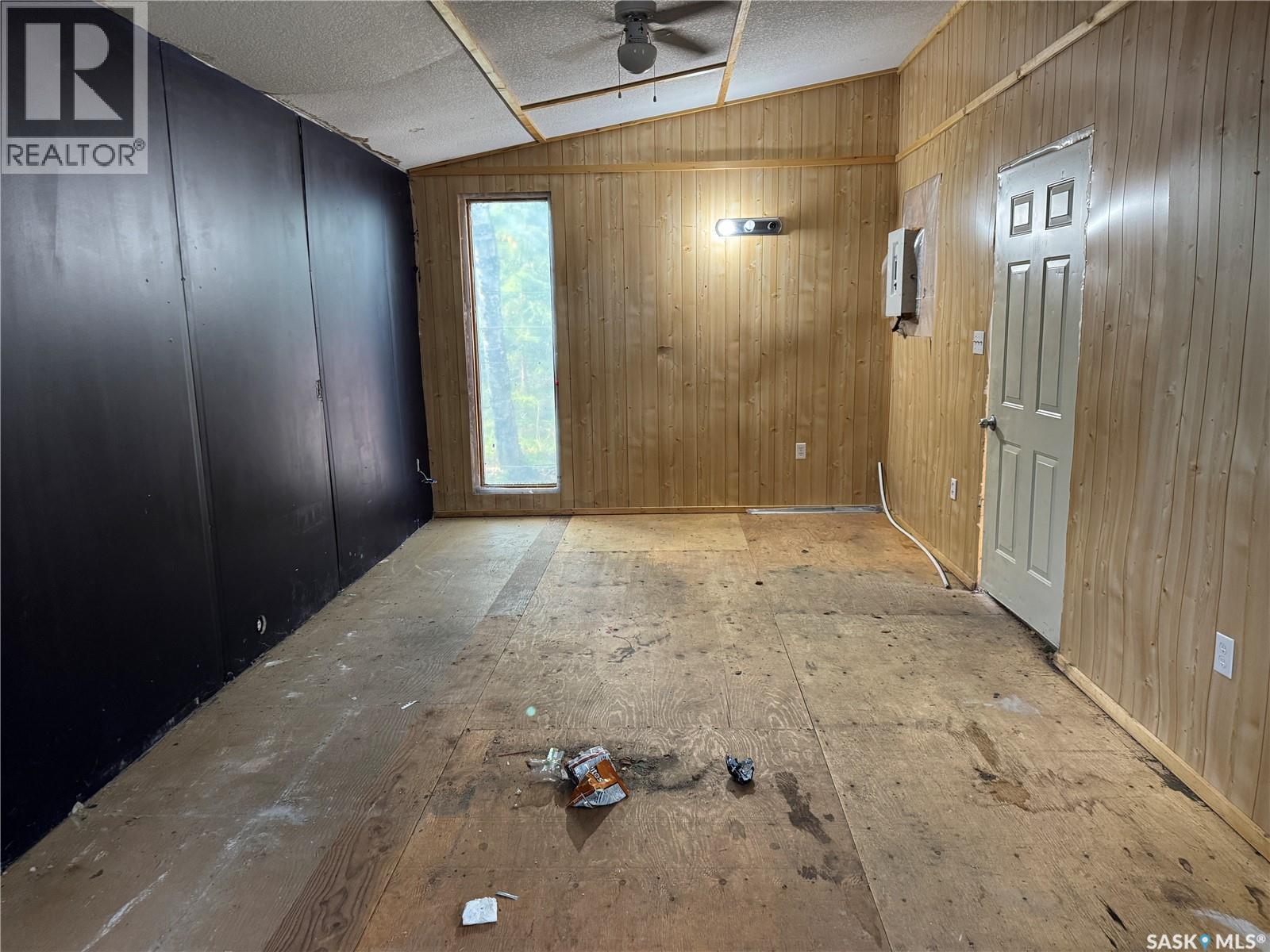 87 Wadin Drive, Northern Admin District, SK - Indoor Photo Showing Other Room