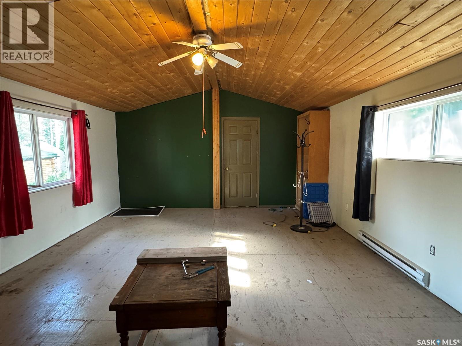 87 Wadin Drive, Northern Admin District, SK - Indoor Photo Showing Other Room