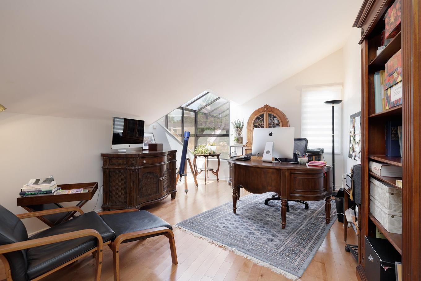 Mezzanine - 458 Rue Roumefort, Montréal (L'Île-Bizard/Sainte-Geneviève), QC - Indoor