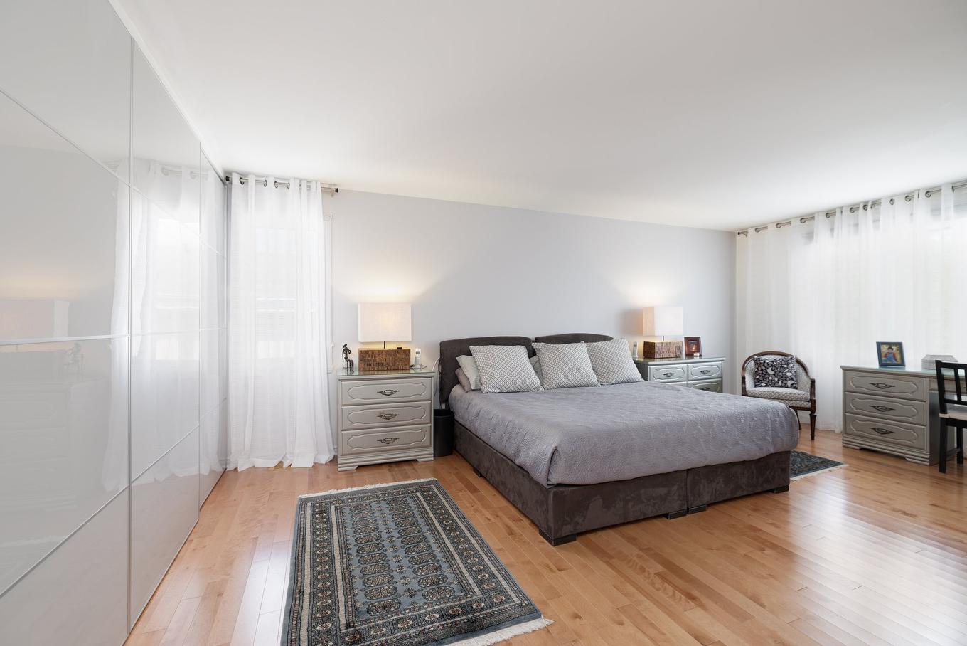 Chambre à coucher principale - 458 Rue Roumefort, Montréal (L'Île-Bizard/Sainte-Geneviève), QC - Indoor Photo Showing Bedroom