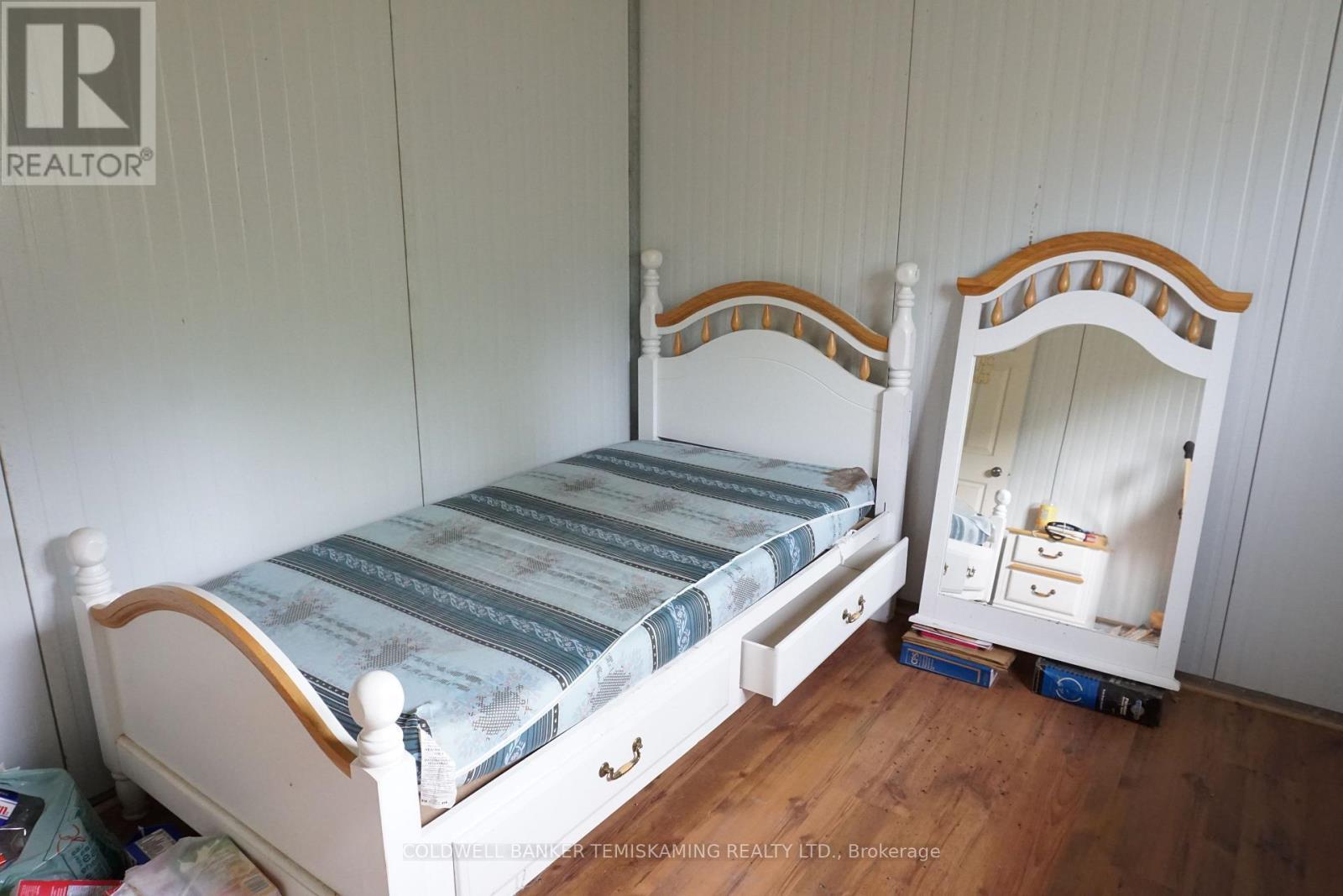 Lot 1 Campbell'S Road, Timiskaming (Tim - Outside - Rural), ON - Indoor Photo Showing Bedroom