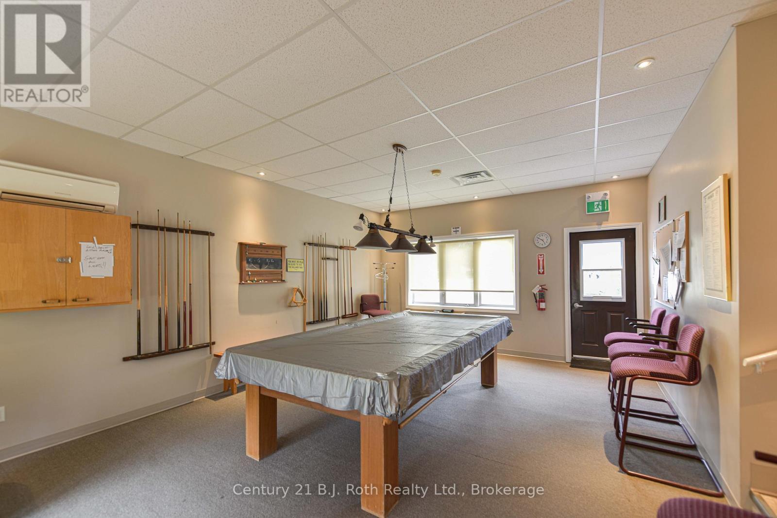 56 Tecumseth Pines Drive, New Tecumseth, ON - Indoor Photo Showing Other Room