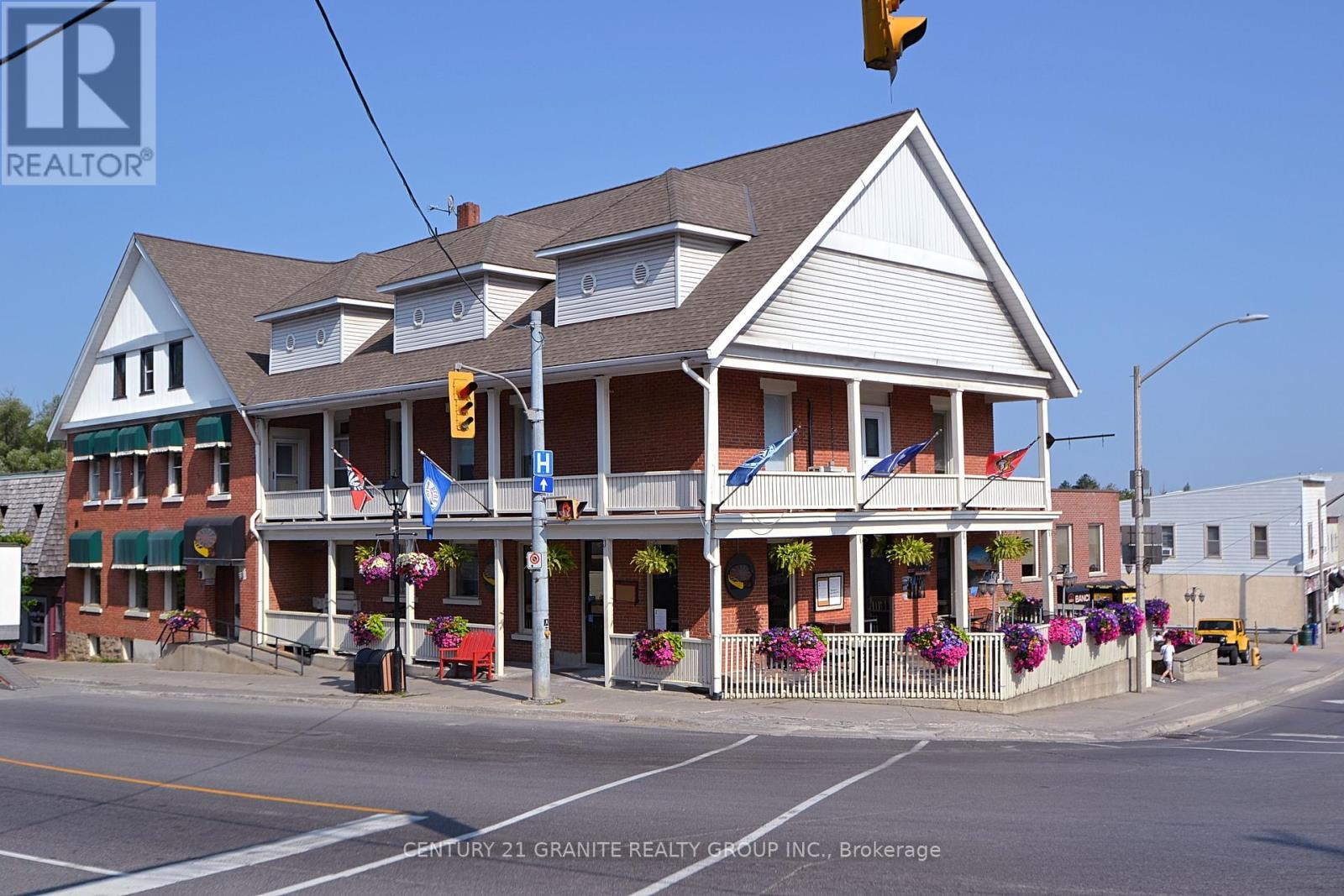 2 Bridge Street W, Bancroft (Bancroft Ward), ON