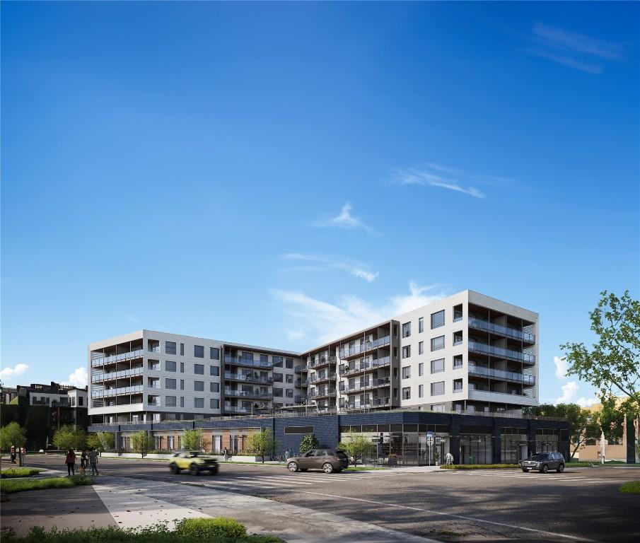 Cru1 2 And 3-3051 Abbott Street, Kelowna, BC