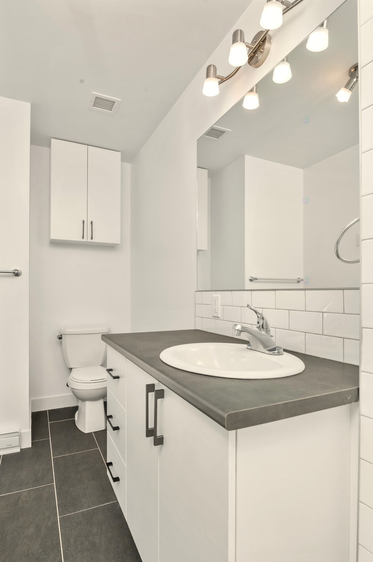 Salle de bains - 204-6 Rue Du Curé-André-Préseault, Gatineau (Gatineau), QC - Indoor Photo Showing Bathroom