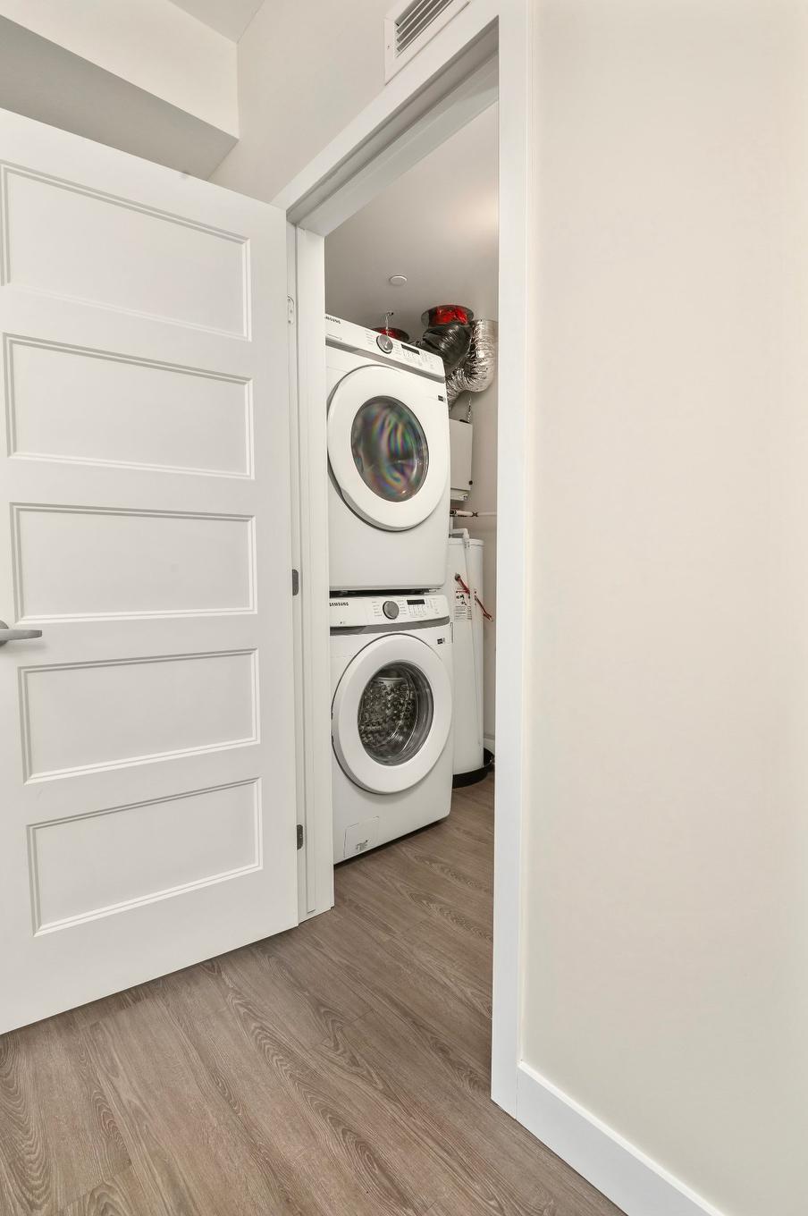 Salle de lavage - 204-6 Rue Du Curé-André-Préseault, Gatineau (Gatineau), QC - Indoor Photo Showing Laundry Room
