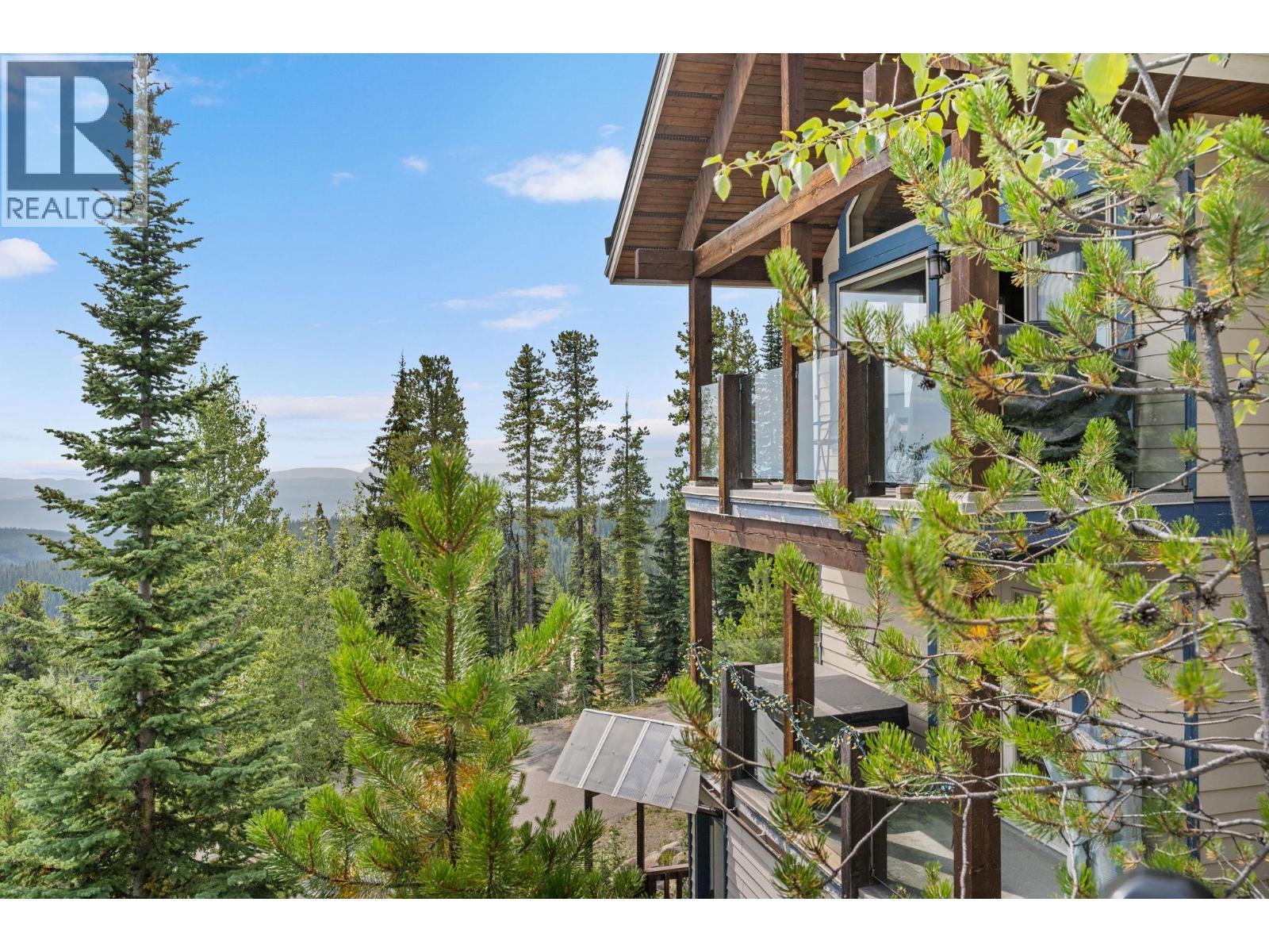 5890 Snow Pines Crescent, Big White, BC - Outdoor