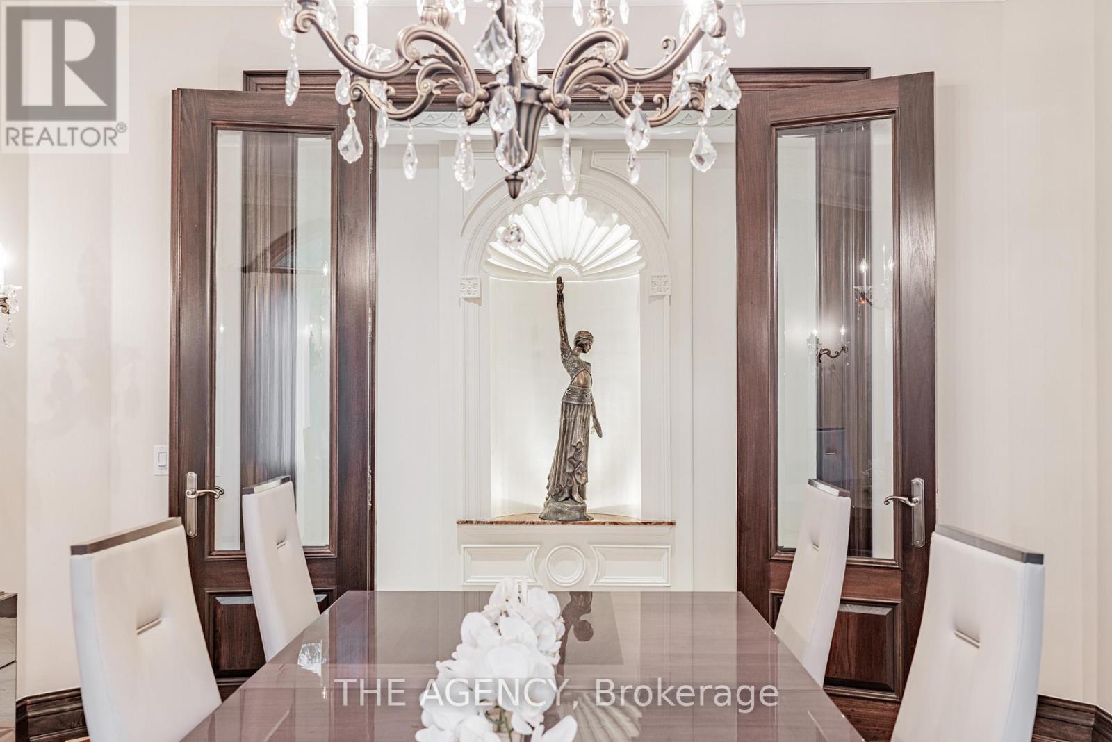 18387 The Gore Road, Caledon, ON - Indoor Photo Showing Dining Room