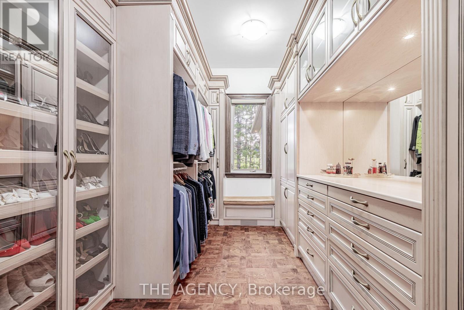 18387 The Gore Road, Caledon, ON - Indoor