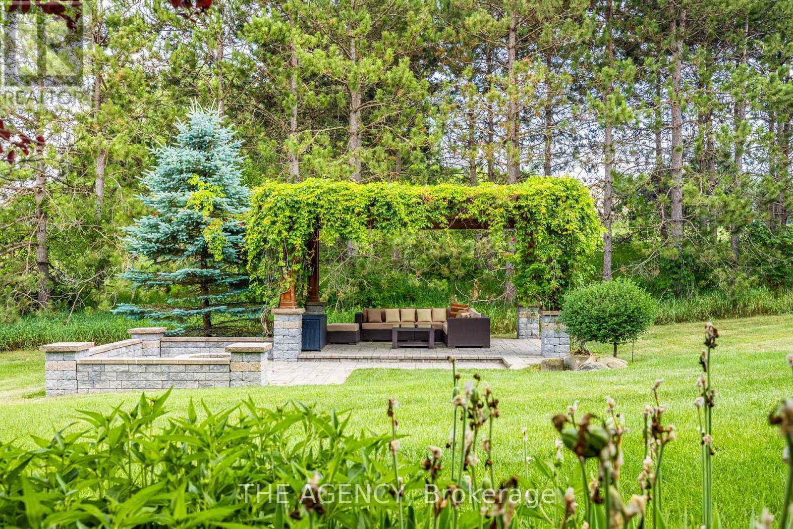 18387 The Gore Road, Caledon, ON - Outdoor