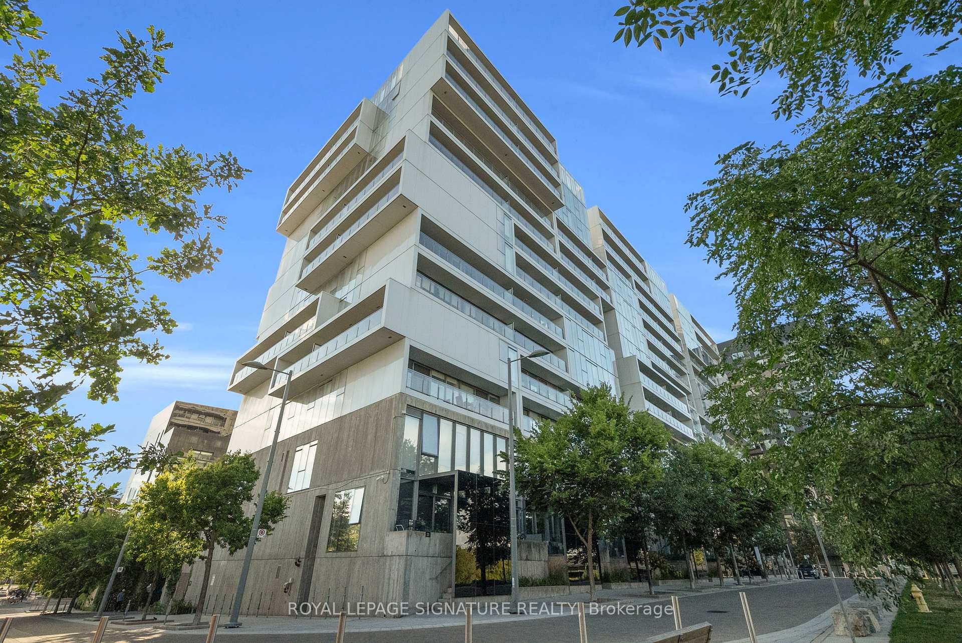 719-32 Trolley Crescent, Toronto, ON - Outdoor