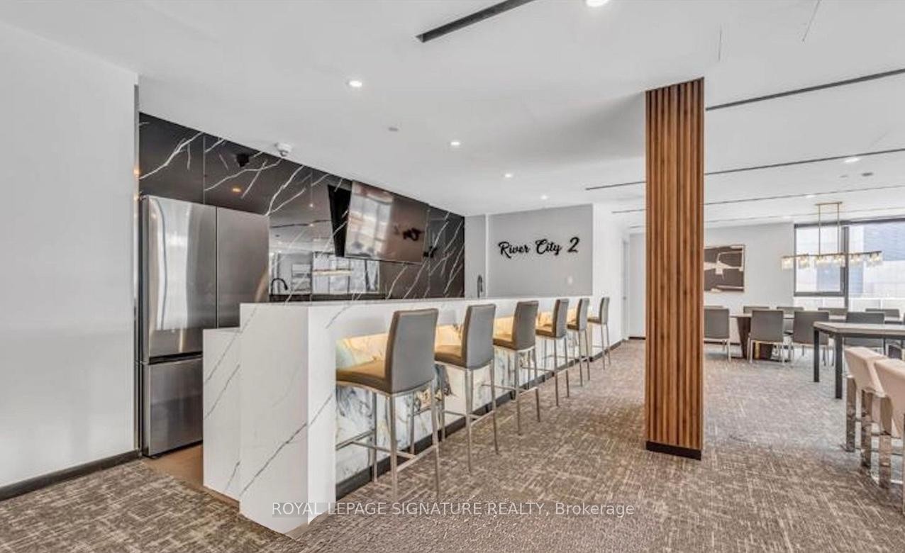 719-32 Trolley Crescent, Toronto, ON - Indoor Photo Showing Other Room