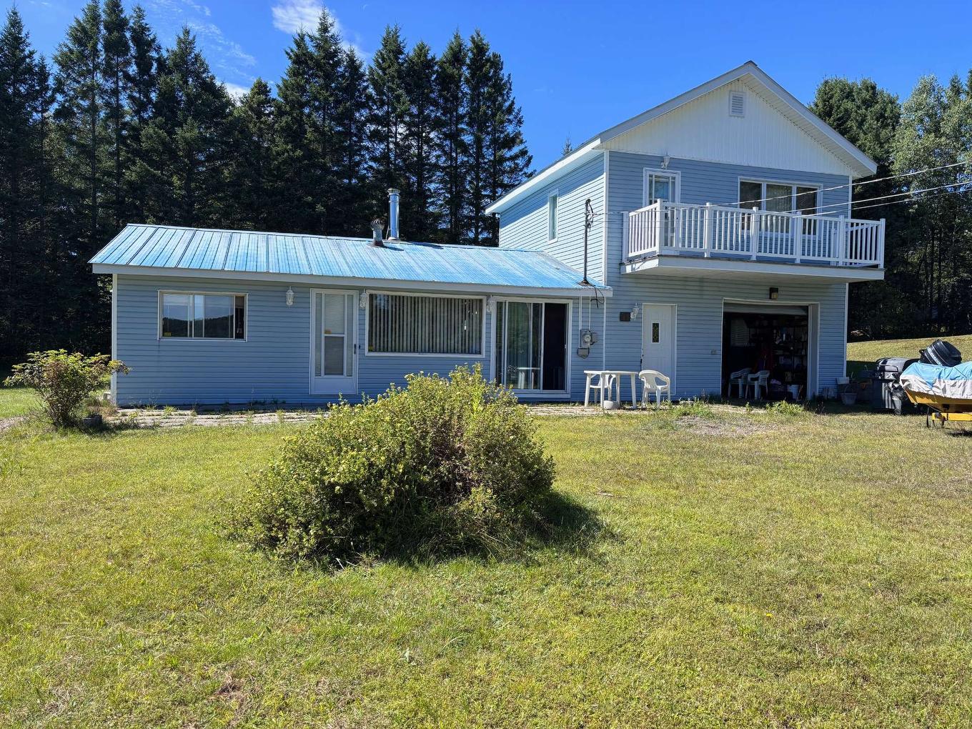 Frontage - 51 Ch. Des Hirondelles, Lac-Supérieur, QC - Outdoor