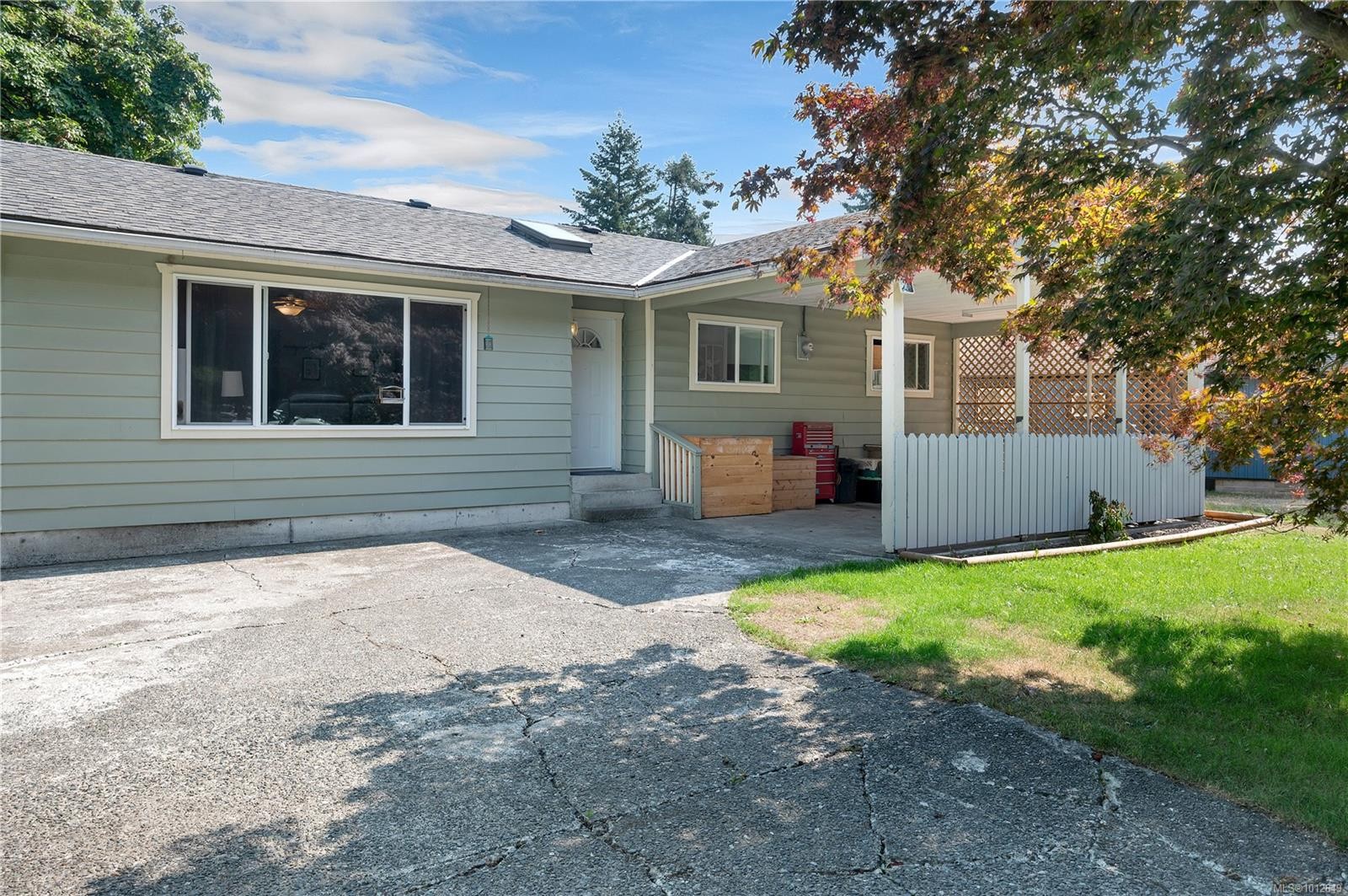 1985 Penfield Rd, Campbell River, BC