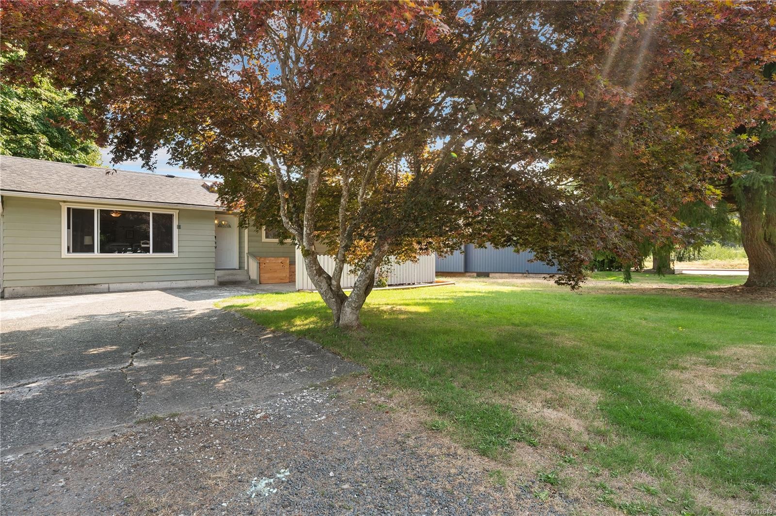 1985 Penfield Rd, Campbell River, BC