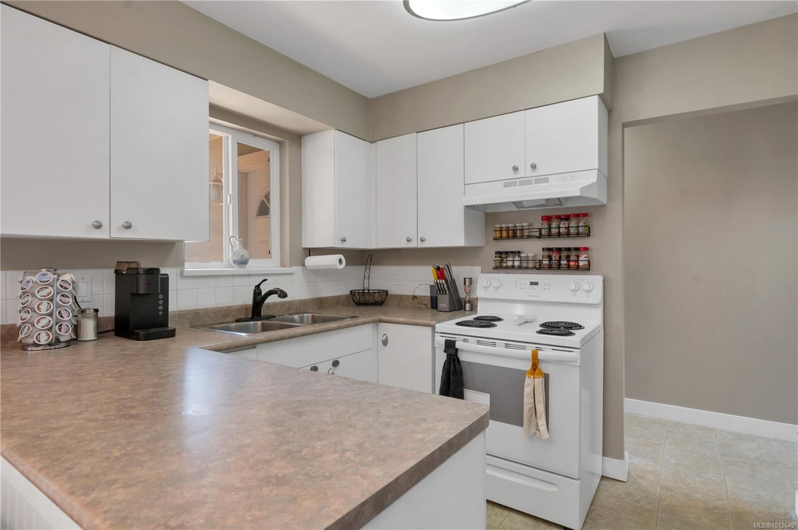 1985 Penfield Rd, Campbell River, BC