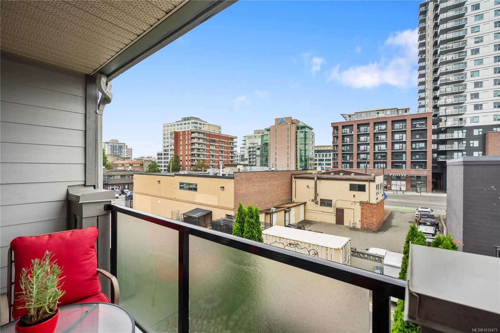 311-827 North Park St, Victoria, BC - Outdoor With Balcony