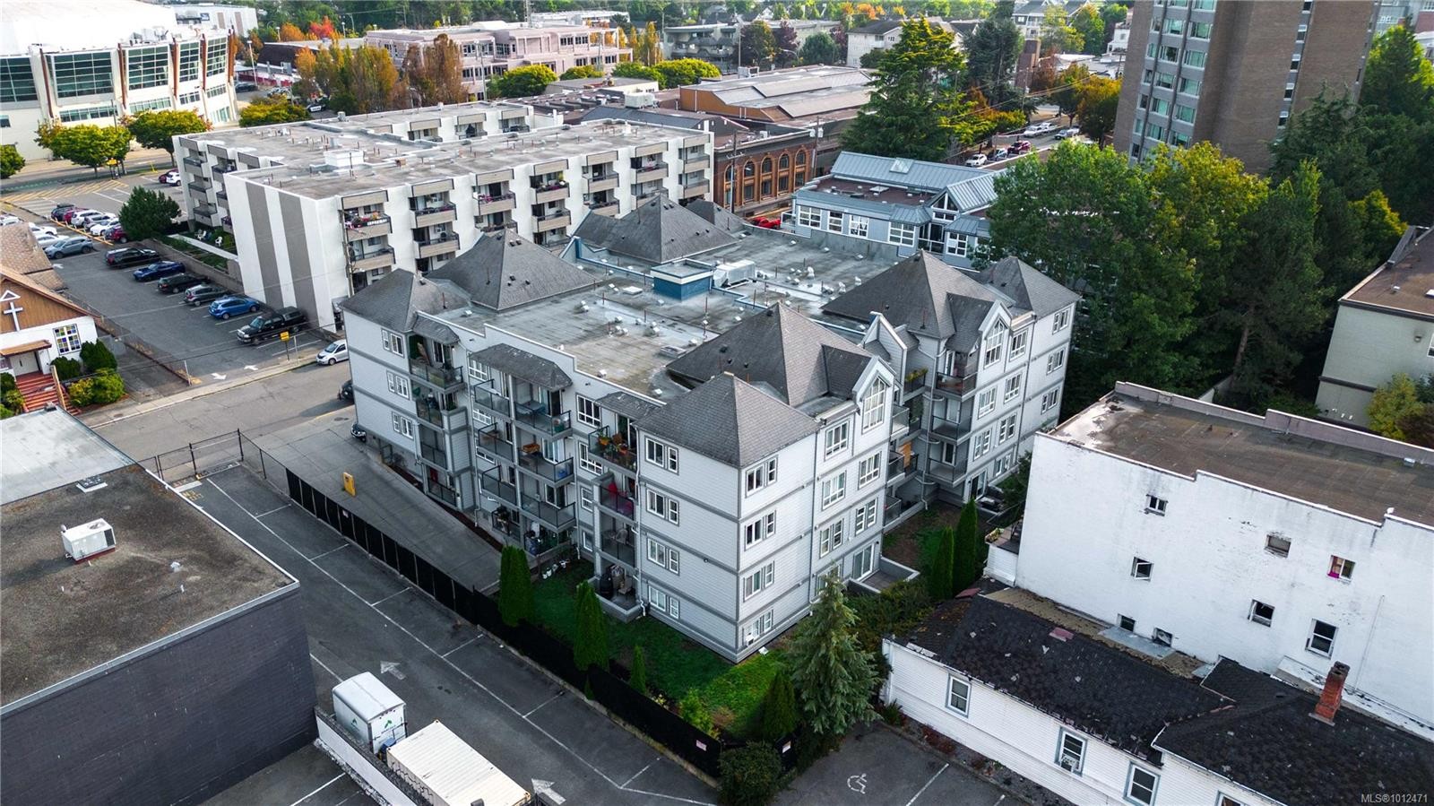 311-827 North Park St, Victoria, BC - Outdoor With View