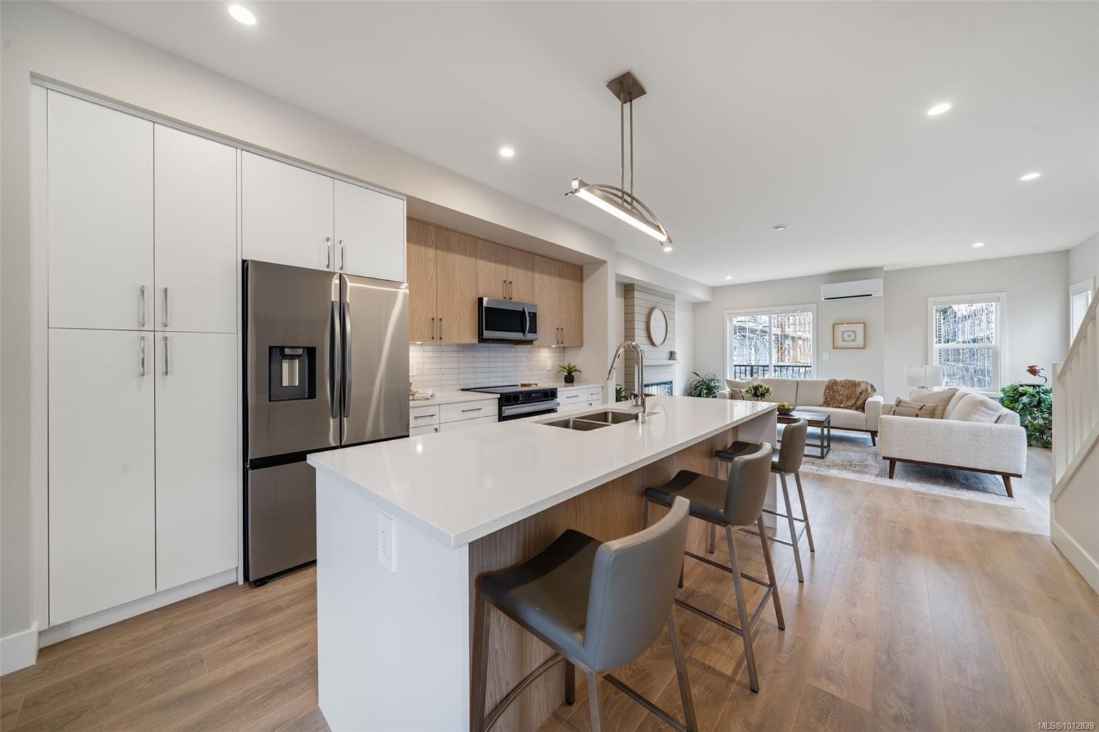 1214 Arcadiawood Crt, Langford, BC