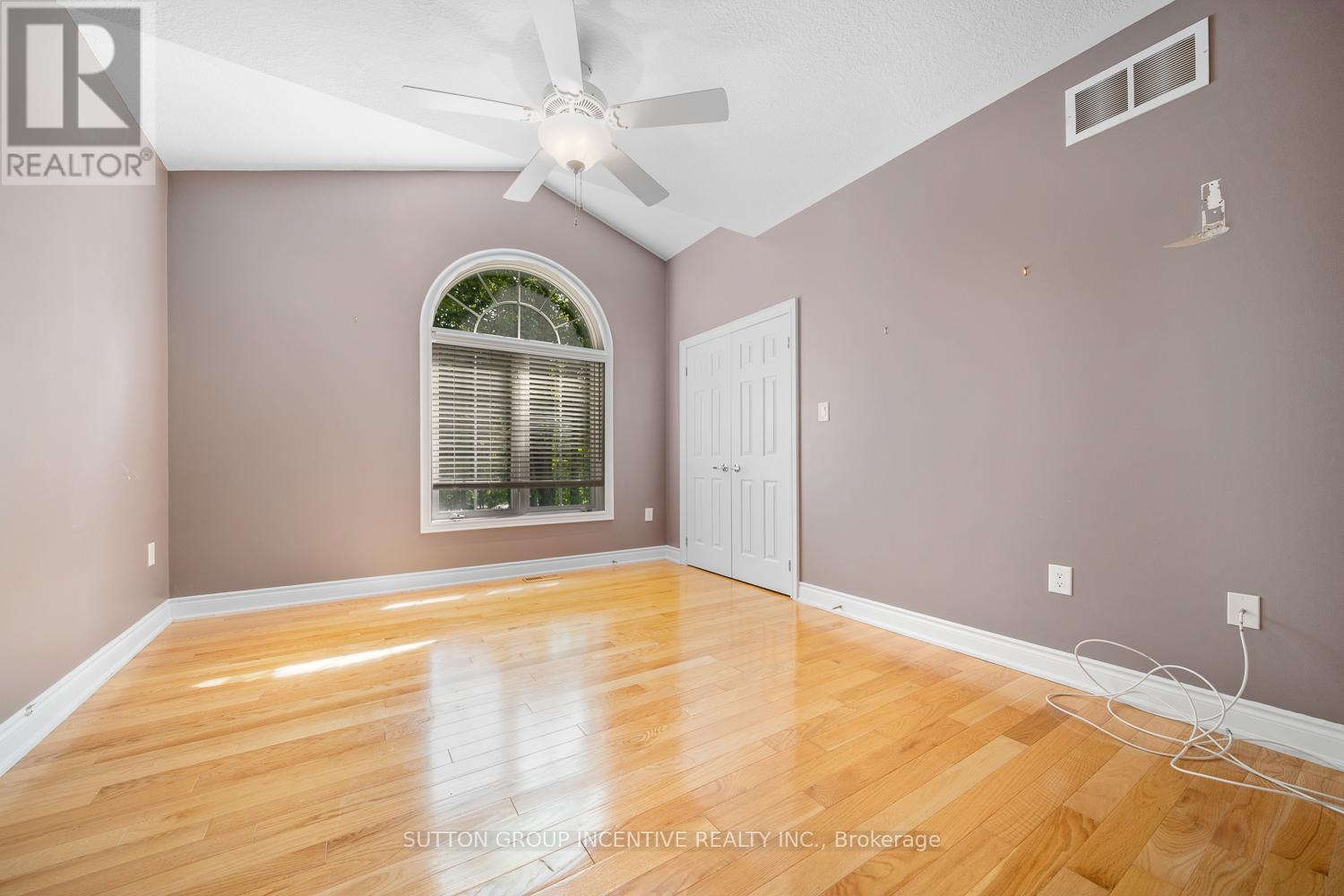 1882 Providence Lane, Severn, ON - Indoor Photo Showing Other Room