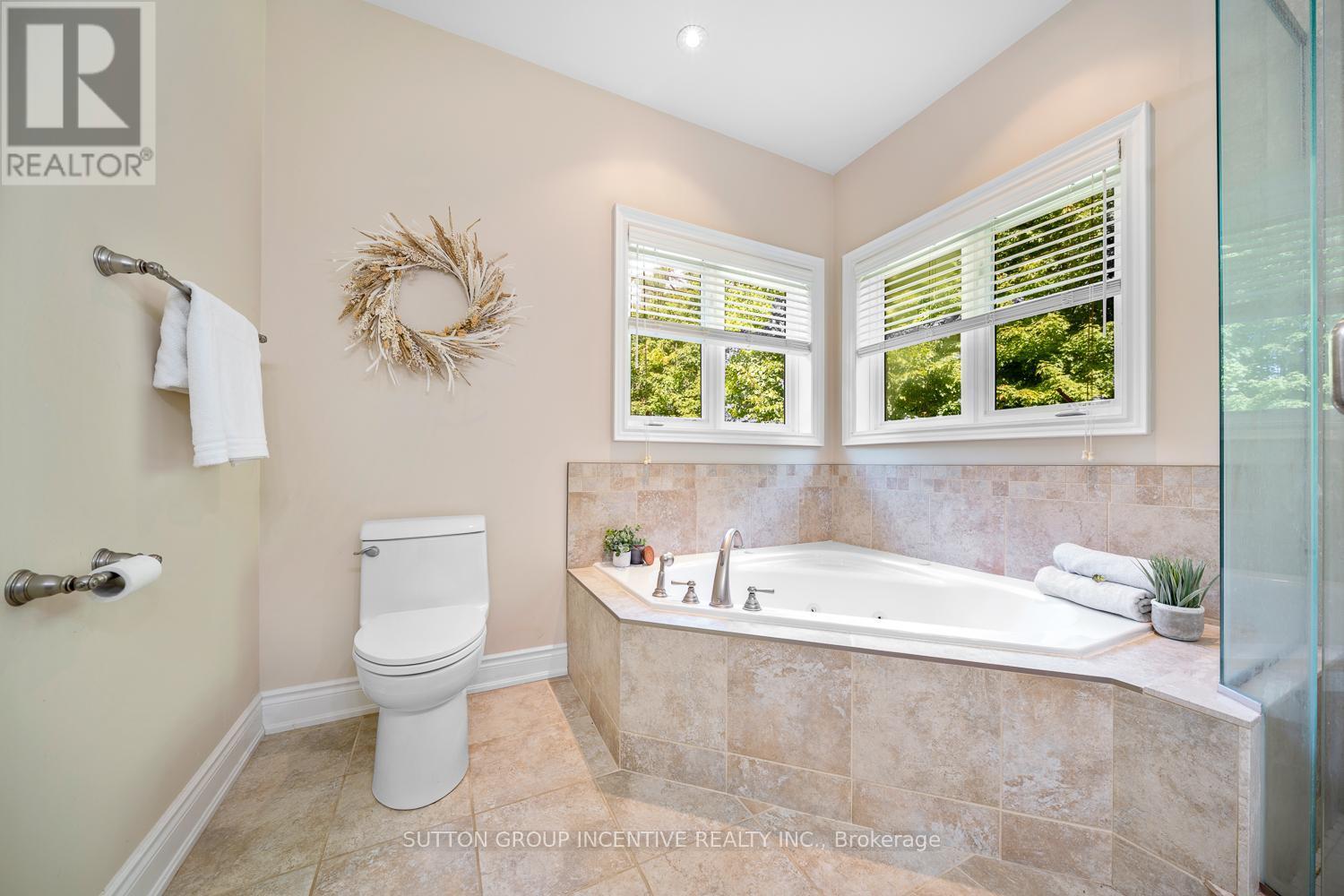 1882 Providence Lane, Severn, ON - Indoor Photo Showing Bathroom