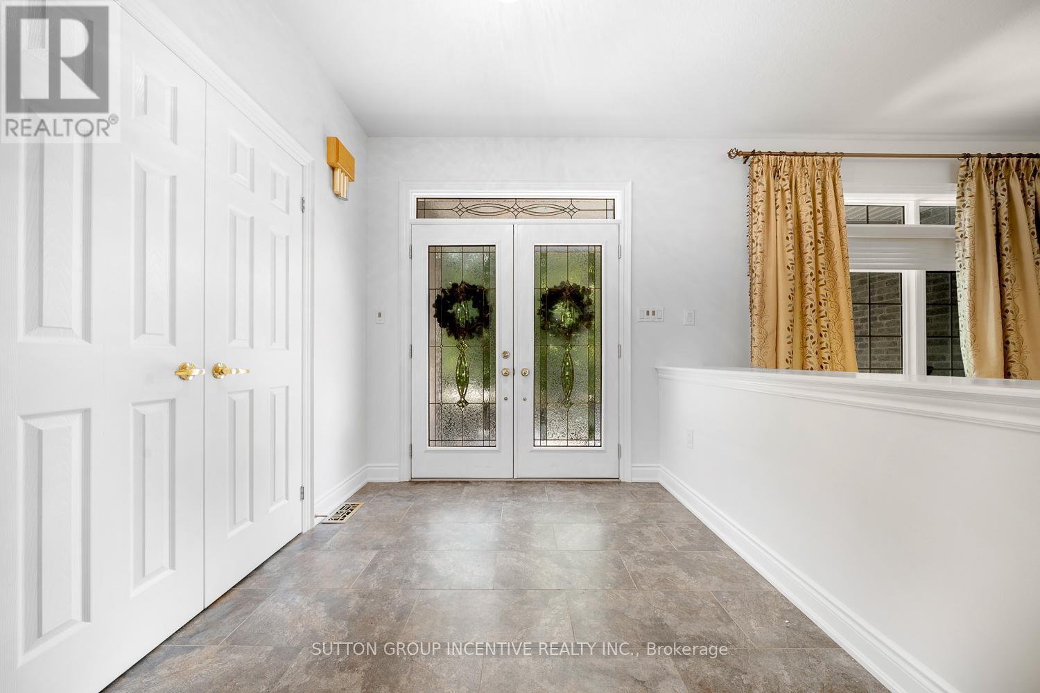 1882 Providence Lane, Severn, ON - Indoor Photo Showing Other Room