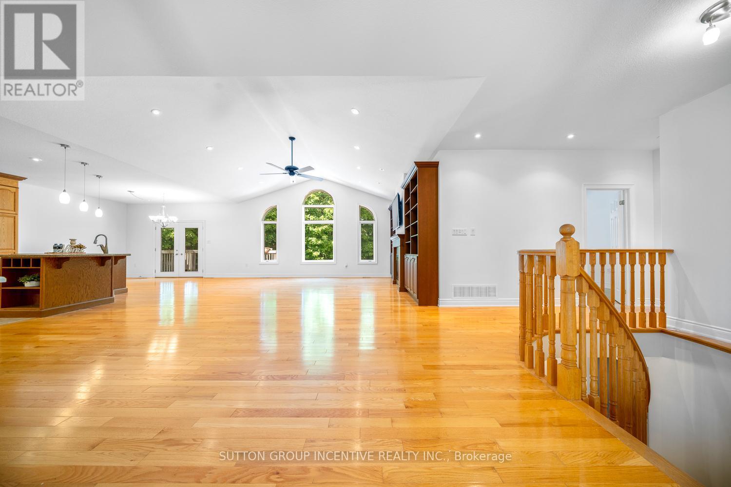 1882 Providence Lane, Severn, ON - Indoor Photo Showing Other Room