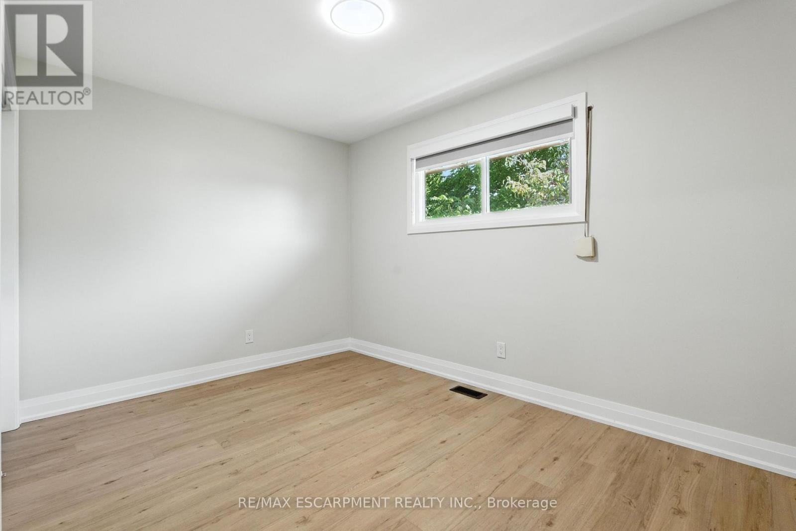 A - 929 Upper Ottawa Street, Hamilton, ON - Indoor Photo Showing Other Room