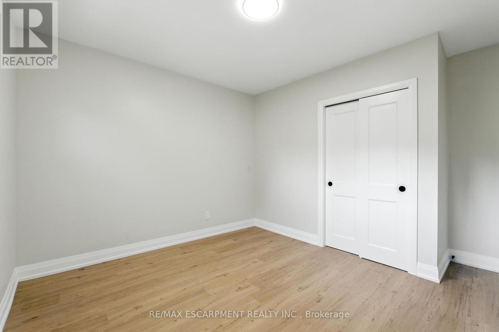 A - 929 Upper Ottawa Street, Hamilton, ON - Indoor Photo Showing Other Room