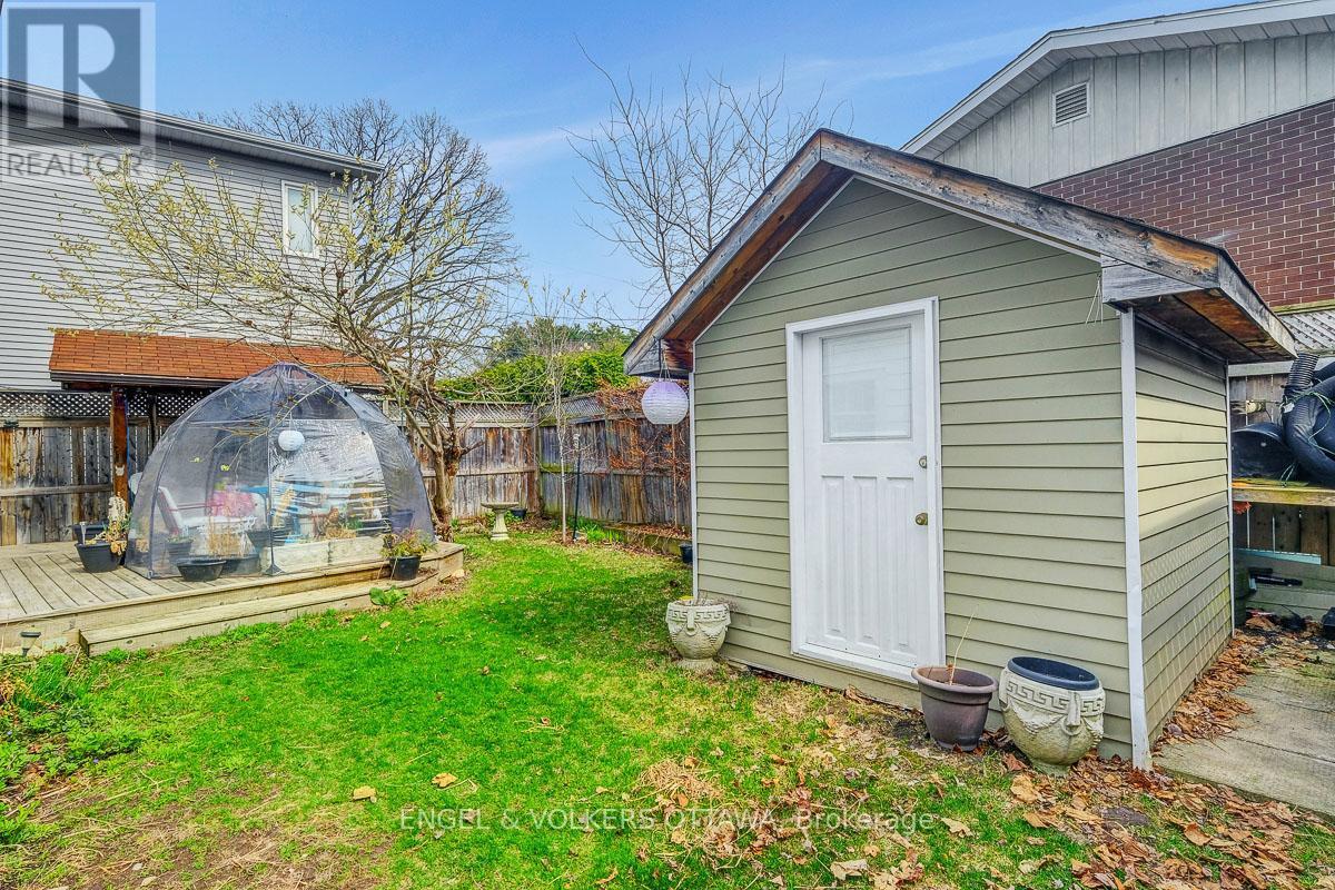 989 Bakervale Drive, Ottawa, ON - Outdoor With Exterior