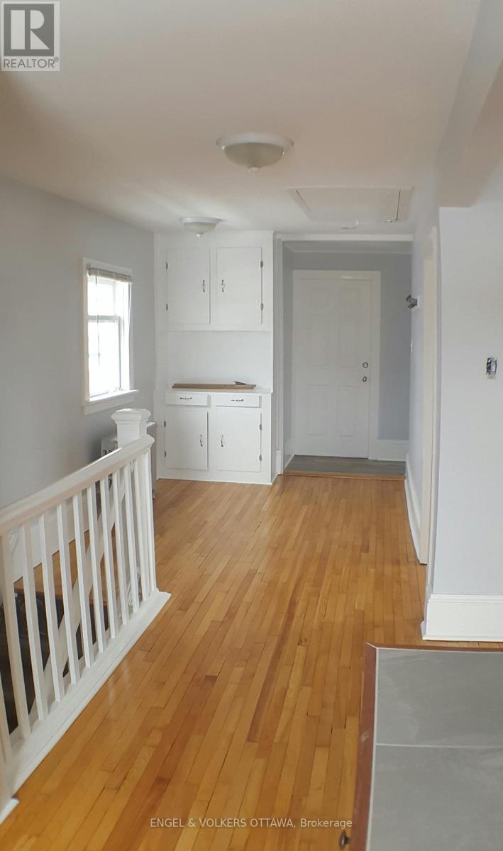 989 Bakervale Drive, Ottawa, ON - Indoor Photo Showing Other Room