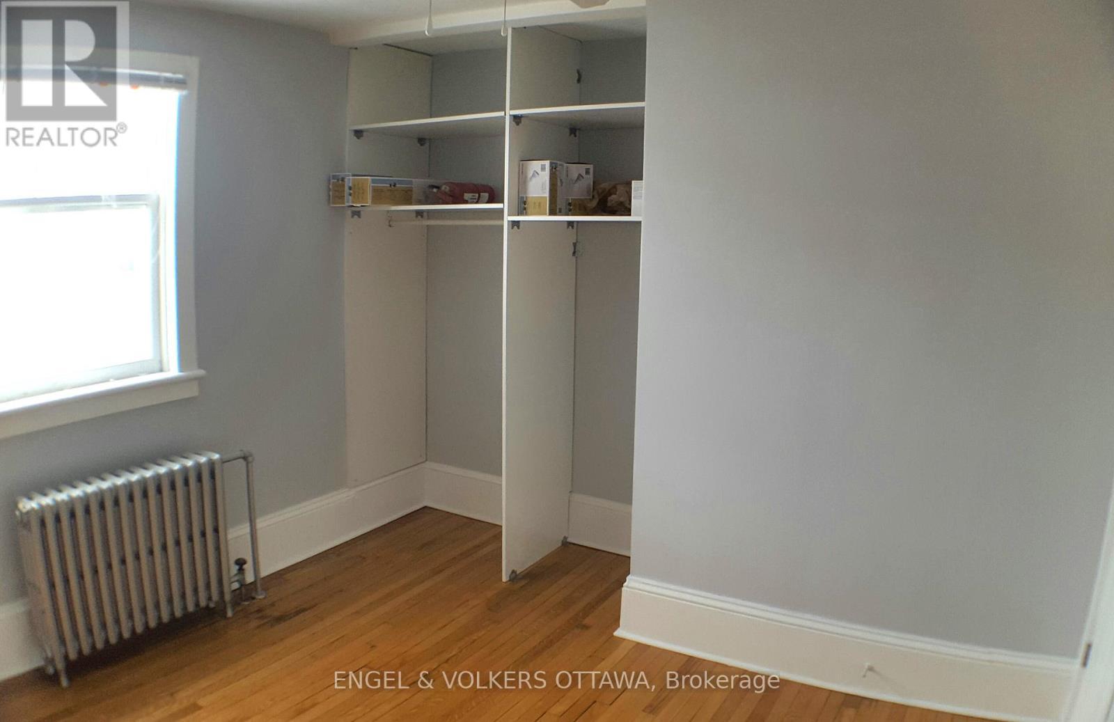 989 Bakervale Drive, Ottawa, ON - Indoor