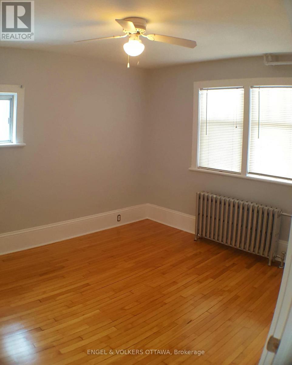 989 Bakervale Drive, Ottawa, ON - Indoor Photo Showing Other Room