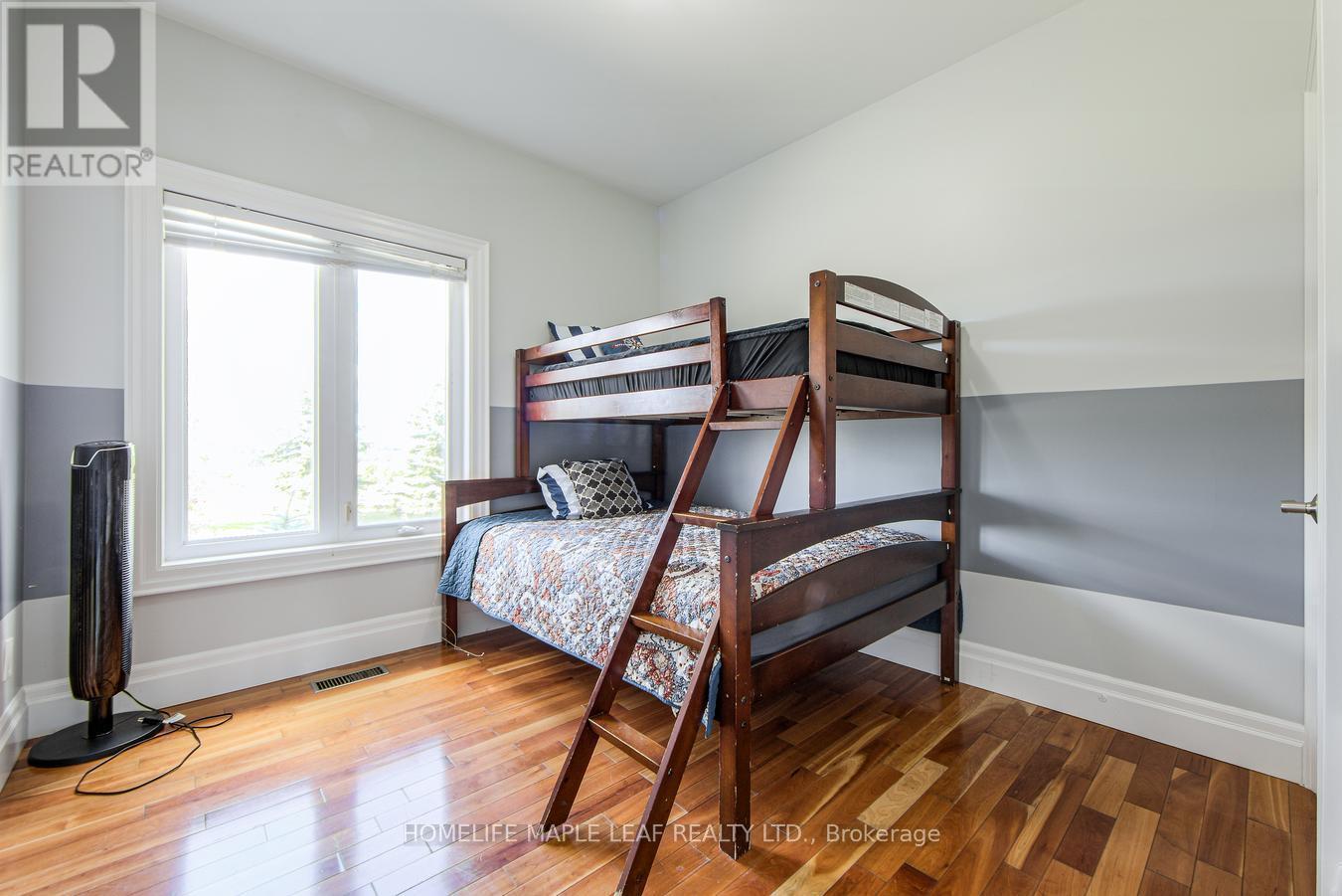 9035 Highway 89, Adjala-Tosorontio, ON - Indoor Photo Showing Bedroom