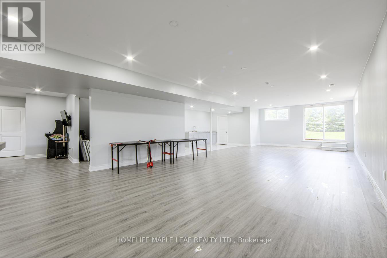 9035 Highway 89, Adjala-Tosorontio, ON - Indoor