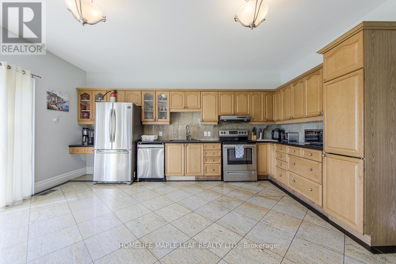 9035 Highway 89, Adjala-Tosorontio, ON - Indoor Photo Showing Kitchen