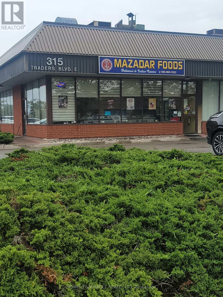 315 Traders Boulevard, Mississauga, ON