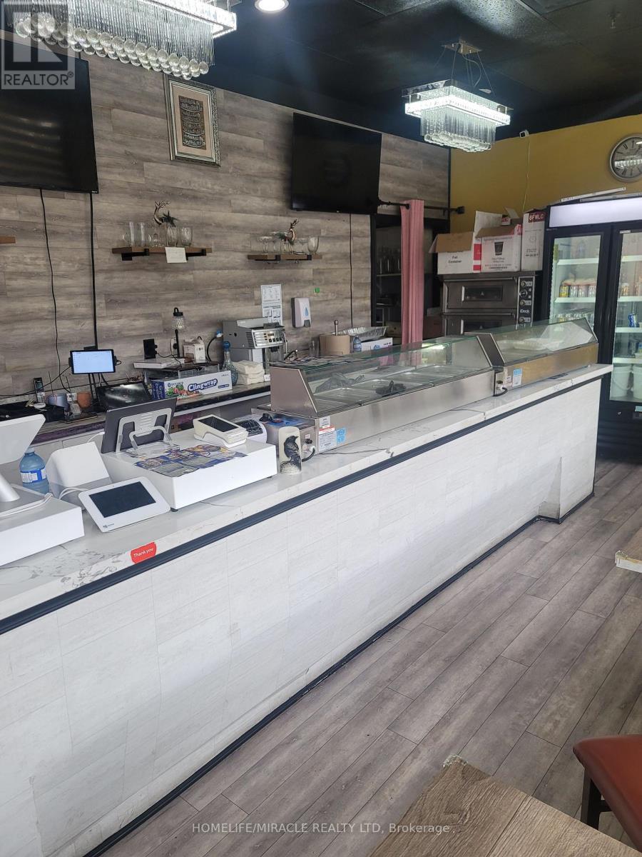 315 Traders Boulevard, Mississauga, ON