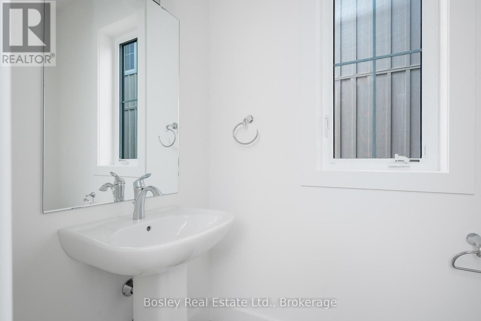 132 White Oak Crescent, Blue Mountains, ON - Indoor Photo Showing Bathroom