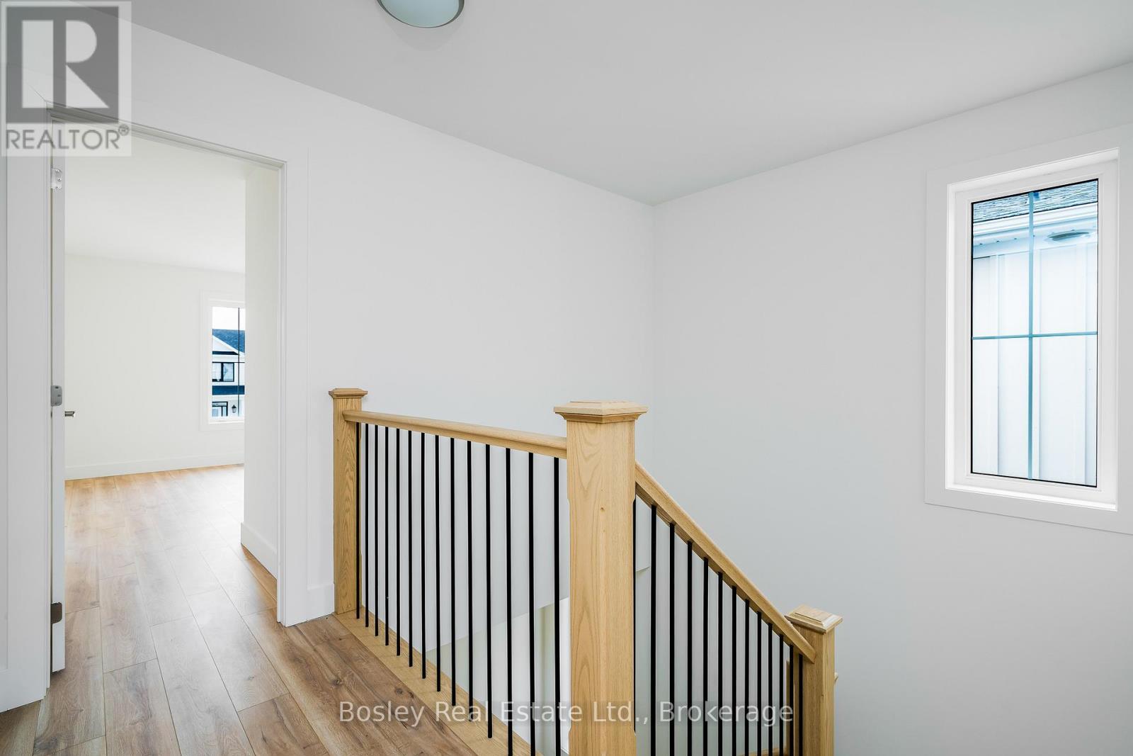 132 White Oak Crescent, Blue Mountains, ON - Indoor Photo Showing Other Room