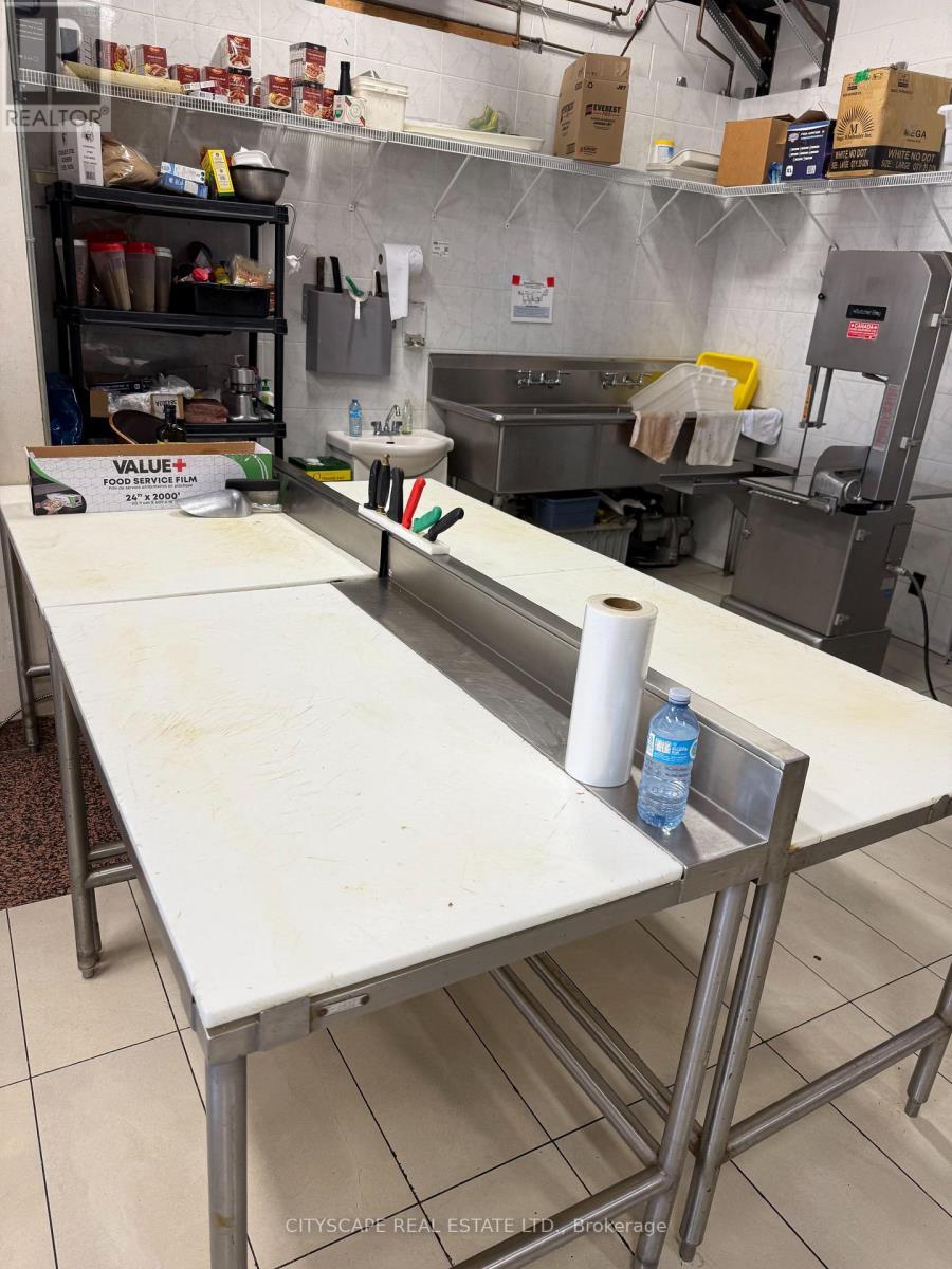 1111 Britannia Road E, Mississauga, ON