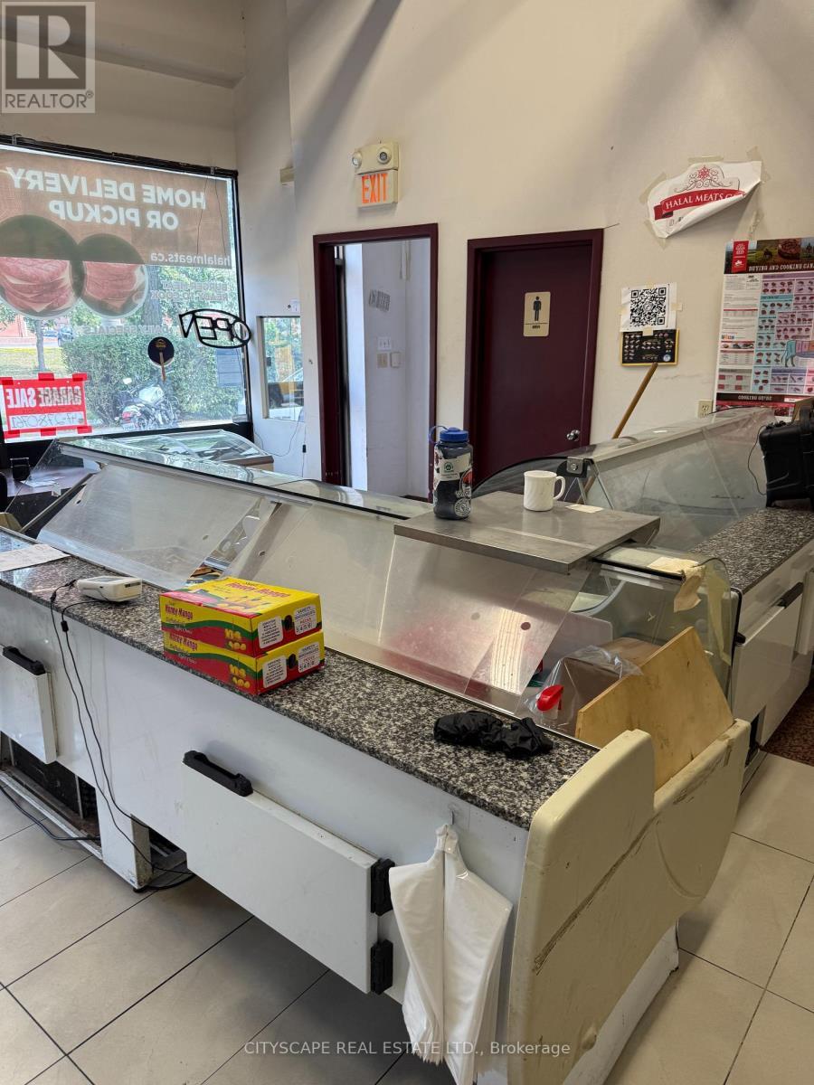 1111 Britannia Road E, Mississauga, ON