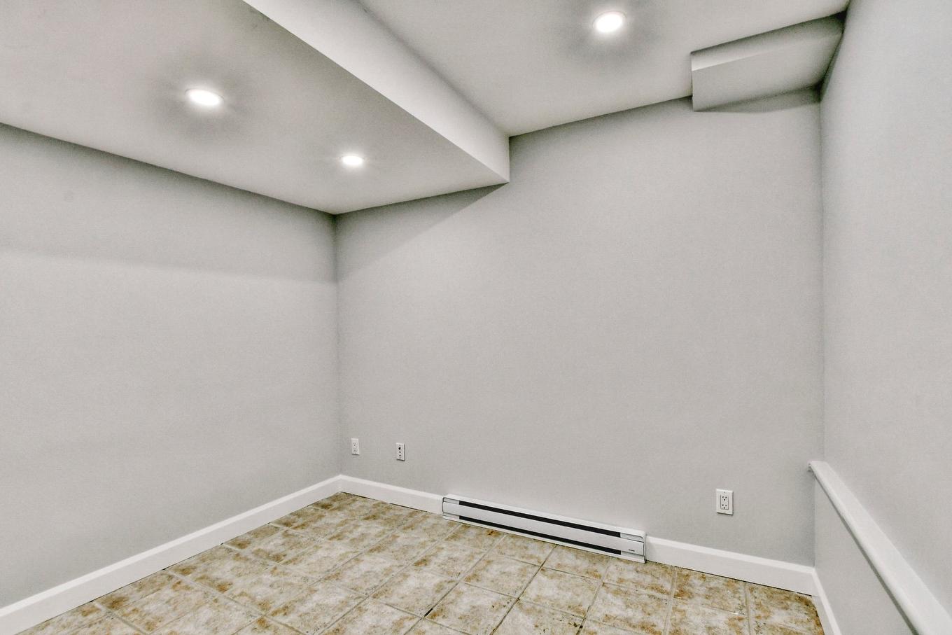 Office - 657 Boul. Monseigneur-Dubois, Saint-Jérôme, QC - Indoor Photo Showing Other Room