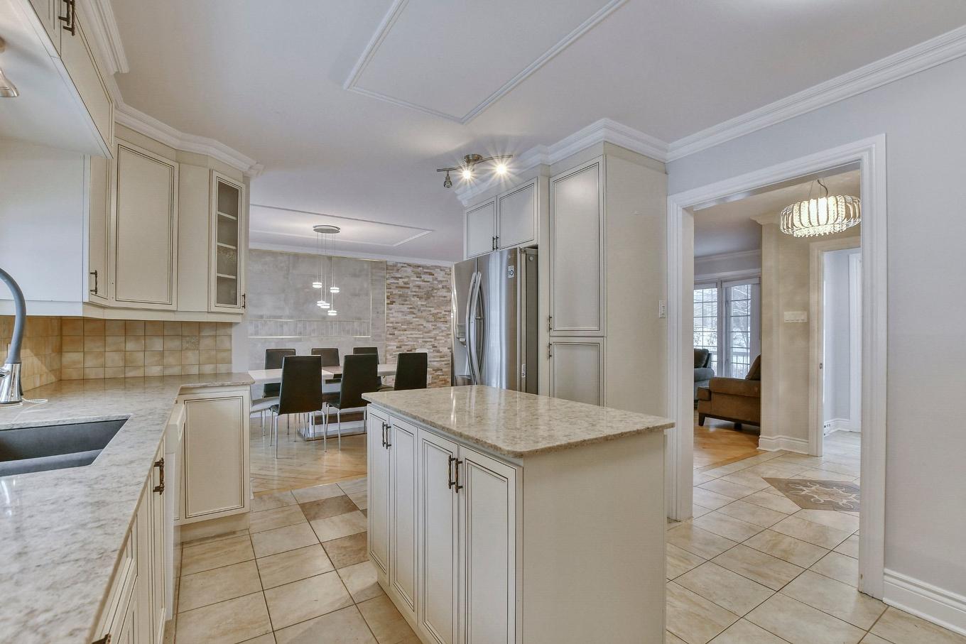 Kitchen - 657 Boul. Monseigneur-Dubois, Saint-Jérôme, QC - Indoor Photo Showing Kitchen
