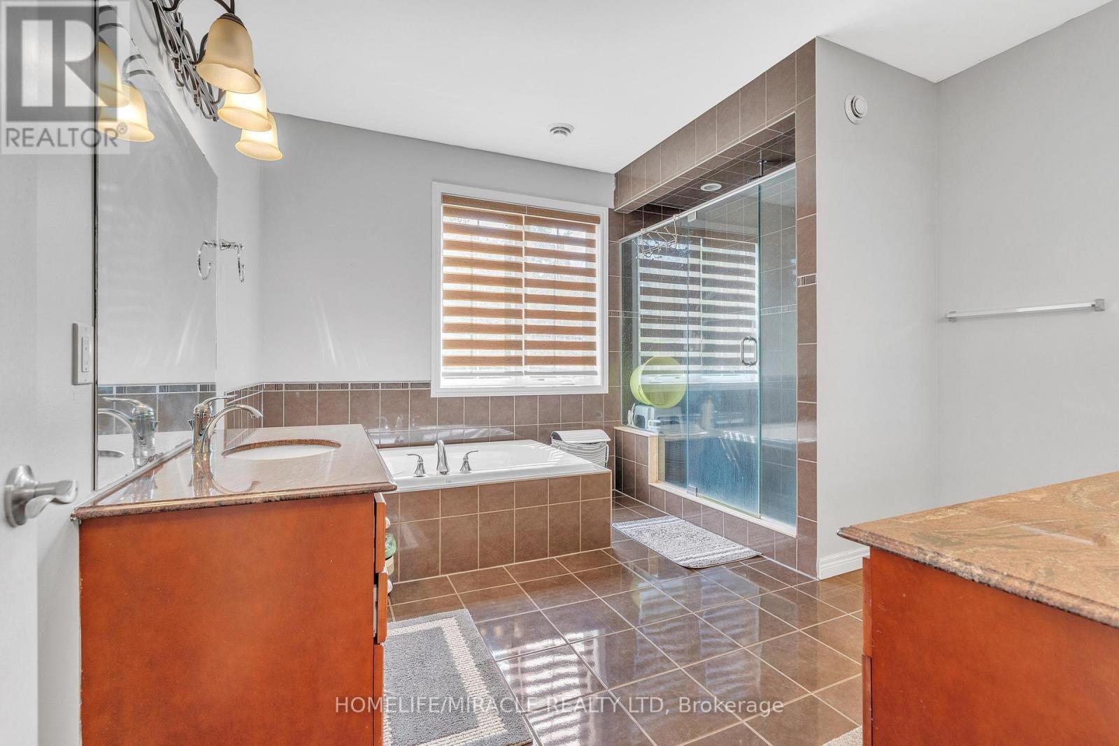 6956 Concession 4, Puslinch, ON - Indoor Photo Showing Bathroom