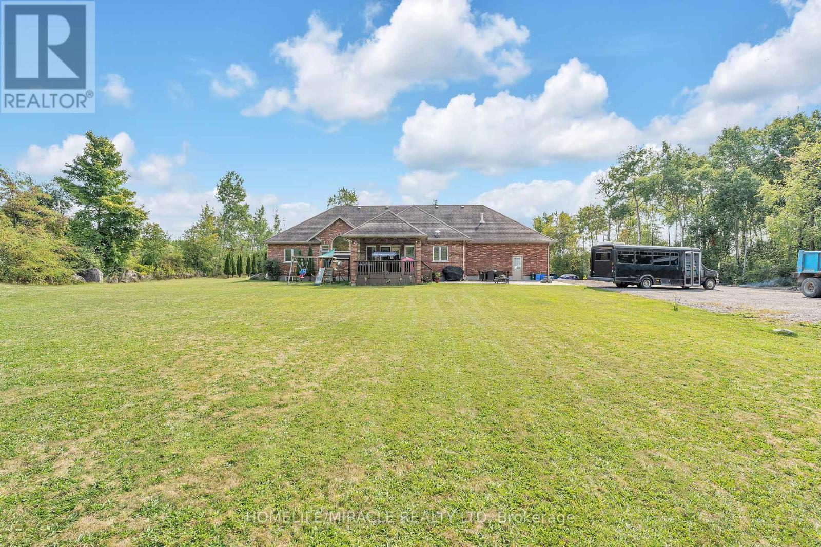 6956 Concession 4, Puslinch, ON - Outdoor