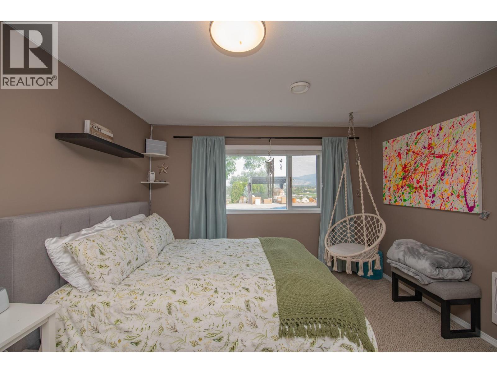 Second bedroom in the basement - 161 Cranberry Lane, Vernon, BC - Indoor Photo Showing Bedroom